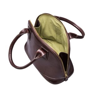 Rosa Handtasche von oben